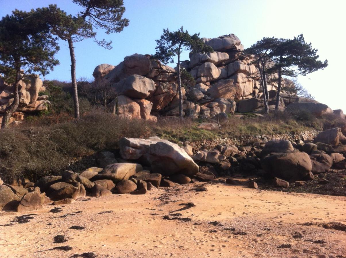 Trestraou, Cote De Granit Rose, Studio Vue Mer, Rez-De-Chaussee Perros-Guirec Exterior photo